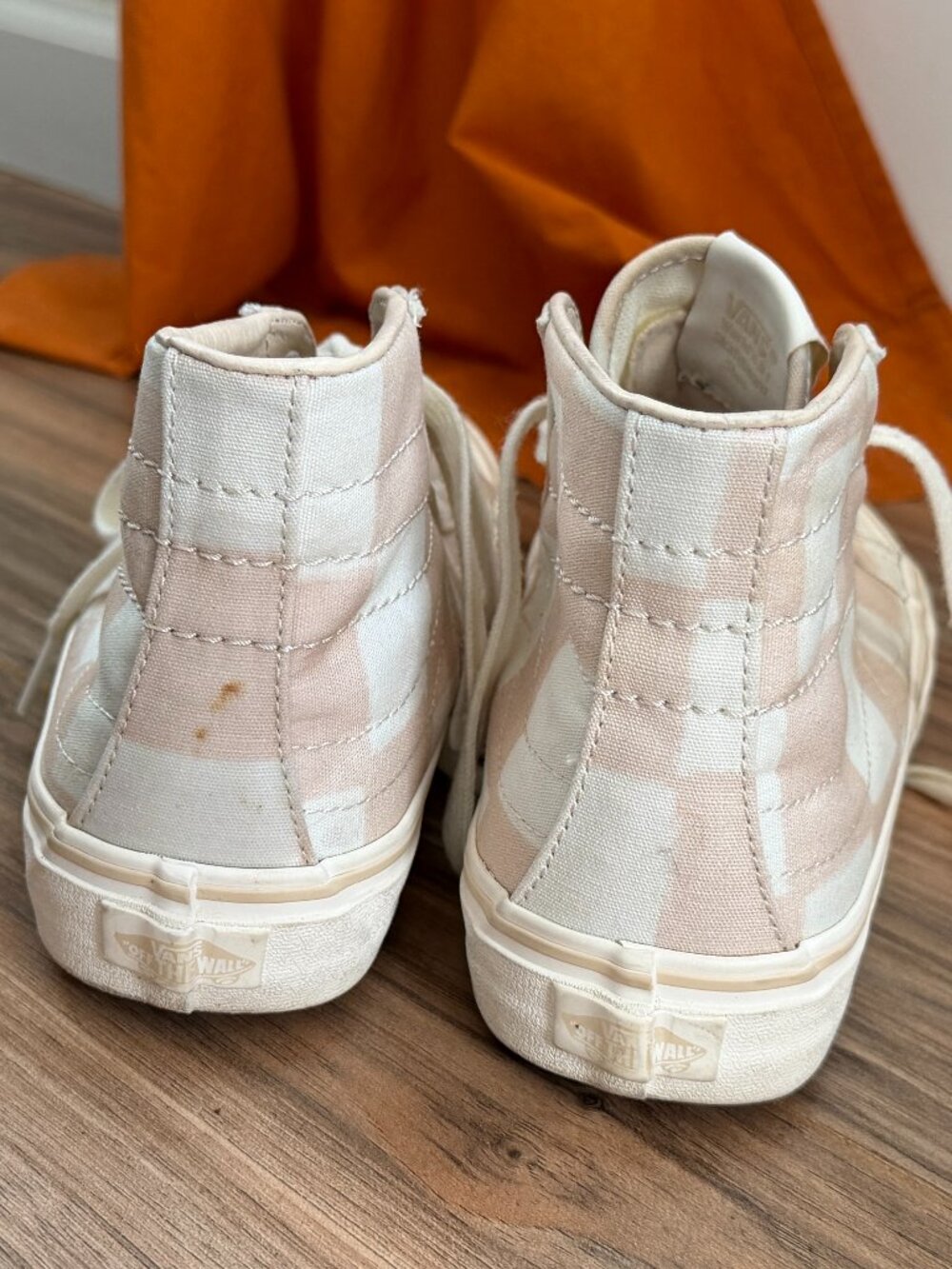 Vans Hi-Top Checkered Pink and White Sneakers ULTRACUSH Mens 6.5 / Womens 8 - Picture 4 of 5